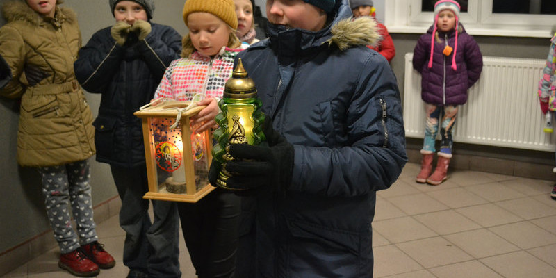 Betlejemskie Światło w Krzemieniewie (zdjęcia)