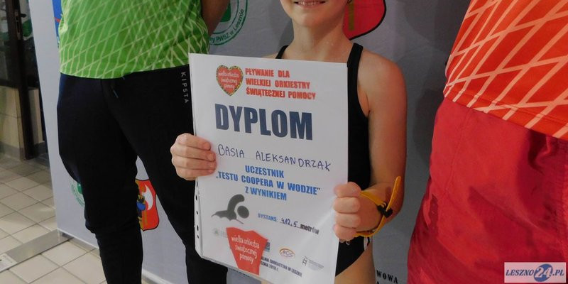 Na basenie można wesprzeć WOŚP (kilka zdjęć)