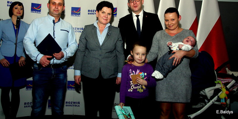 Beata Szydło wręczała Leszczyńskie Becikowe (zdjęcia)