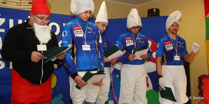 Żużlowe smerfy w Kolorowym Świecie (zdjęcia)