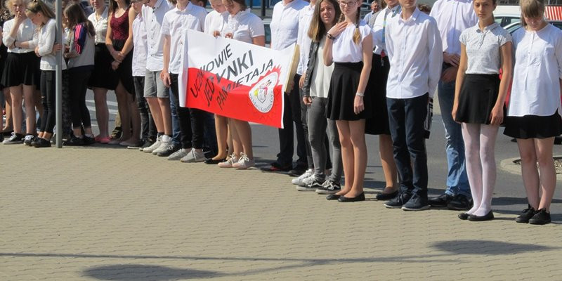 Zginęli, bo pomogli kobiecie (zdjęcia)