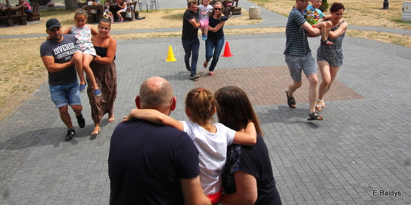 Słoneczny Festyn Rodzinny UM Leszna (zdjęcia)