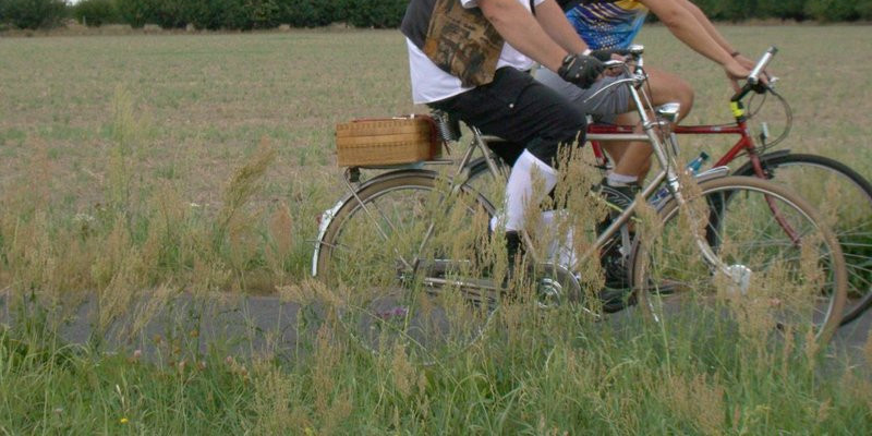 Rajd tylko dla rowerów... pełnoletnich (zdjęcia)