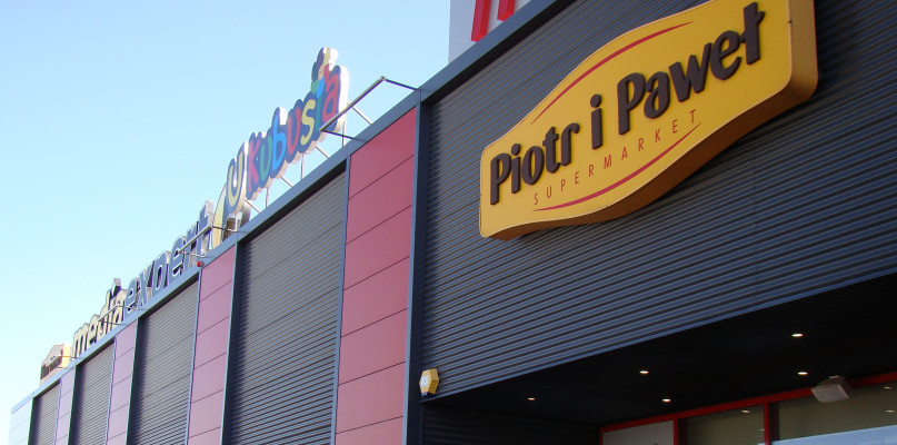 Nie ma już marketu Piotr i Paweł w Lesznie. Jego miejsce zajęła nowa sieć (zdjęcia