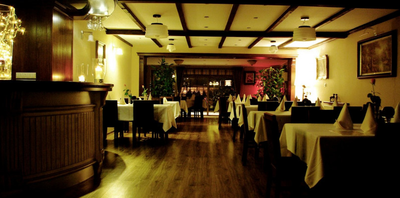 Jedna z najbardziej znanych restauracji w Lesznie wystawiona na sprzedaż (zdjęcia)
