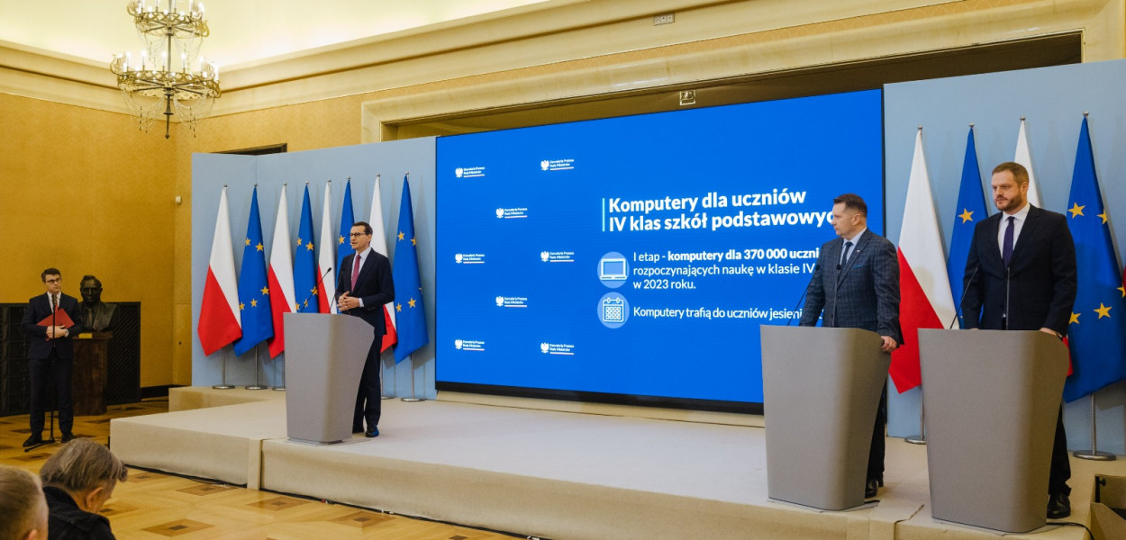 Zdjęcie z konferencji prasowej. Fot. KPRM