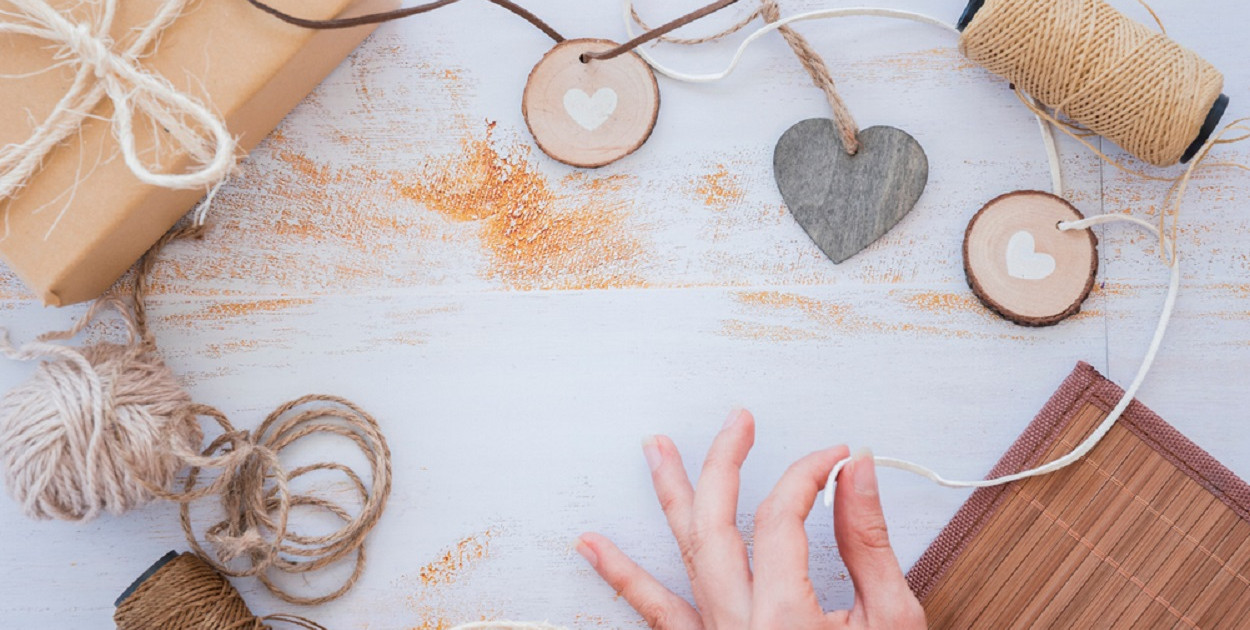 Ciekawe i proste do wykonania ozdoby ze sznurka