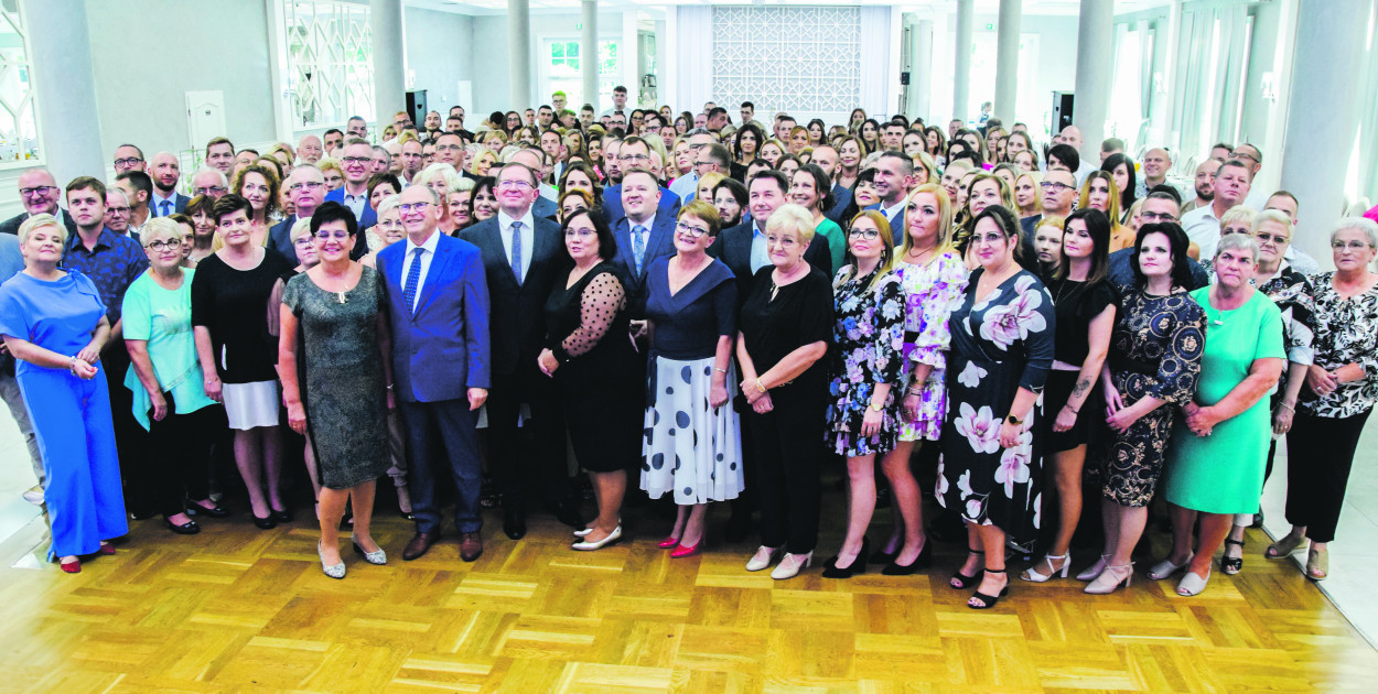 25 lat FKS Okucia Okienne i Drzwiowe Bronikowo