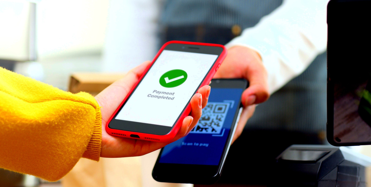 Terminal aplikacyjny w telefonie – co to jest i gdzie się sprawdza?