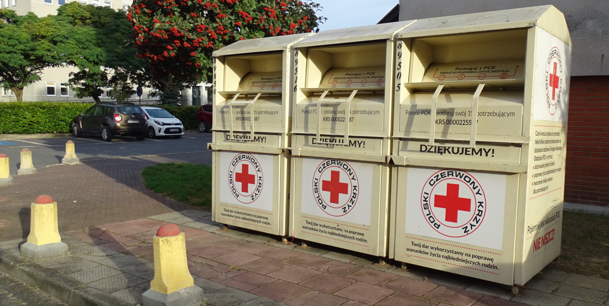 Spółdzielna zrywa umowę z PCK. Odzież ze zbiórek nie trafia tam, gdzie powinna