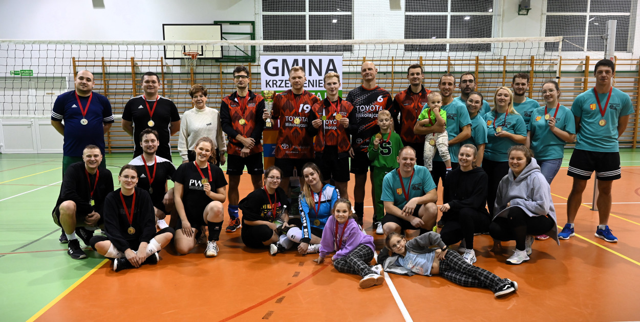 Turniej siatkówki w Pawłowicach. Grali i pomagali dla Olivera (zdjęcia)