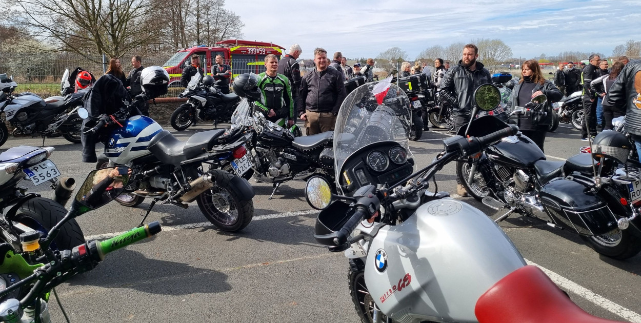 Motocykliści opanowali Włoszakowice (zdjęcia, film) 