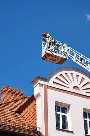 Działania strażaków przy Marcinkowskiego-8908