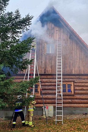 Pożar gospody na Ranczo Smyczyna-9782