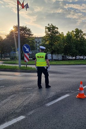 Zderzenie aut na al. Konstytucji 3 Maja w Lesznie-10727