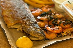 Wędzone, grillowane lub smażone zjesz w Klonówcu-10803