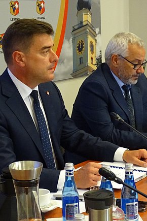 Sesja absolutoryjna Rady Miejskiej Leszna-10890
