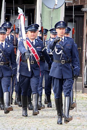 Święto Policji na Rynku w Lesznie (2)-11000