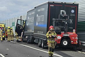 Zderzenie dwóch ciężarówek na S5. Jeden kierowca w szpitalu  (zdjęcia)-69609