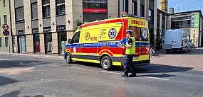 Zderzenie osobówki i motocykla w Lesznie (zdjęcia) 