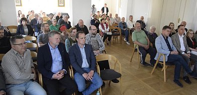 Budowa sieci ciepłowniczej na Starówce w Lesznie coraz bliżej (zdjęcia) -75383