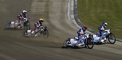 Zwycięstwo przypieczętowali dopiero w 15. biegu (zdjęcia)-75465