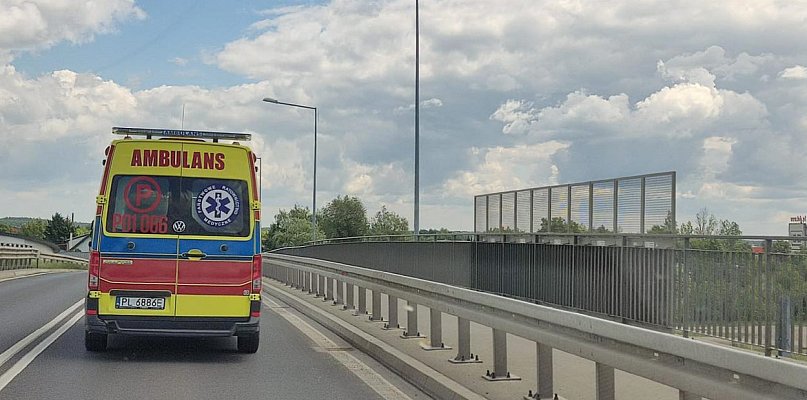 Mężczyzna chciał skoczyć z wiaduktu. Interweniowała Straż Miejska - 75595