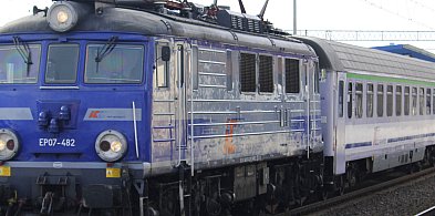 Tragedia na torach. Kobieta potrącona przez pociąg nie żyje-75865