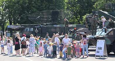 Dzień otwartych koszar w Lesznie. Wojsko pokazało się mieszkańcom (zdjęcia)-76018
