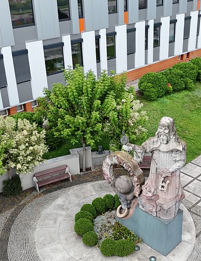 ANS w Lesznie z nietuzinkowym hasłem rekrutacji na studia -76064