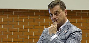 Koniec z dwukadencyjnością włodarzy miast i gmin? 