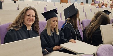 Kolejni absolwenci żegnają się z Akademią Nauk Stosowanych w Lesznie (zdjęcia) -76409