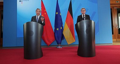 Wang Yi w Berlinie o polityce zagranicznej Chin i relacjach z UE-76732