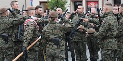 Po przysiędze rozjechali się do domów. Będą służyć w Lesznie,... (zdjęcia)-76790