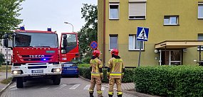 Cztery wozy strażackie przy Włodarczaka (zdjęcia) 
