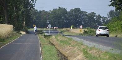 Nowa droga rowerowa już prawie gotowa! Łączy Leszno z powiatem (zdjęcia)-76849