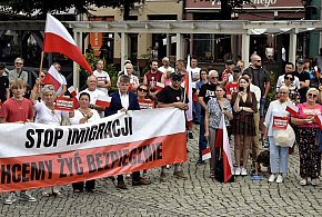 Wielu leszczynian na antyimigranckiej pikiecie (zdjęcia)-76971