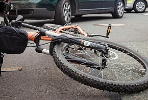 W Lesznie kierująca fiatem 75-latka potrąciła 81-letnią rowerzystkę-77069