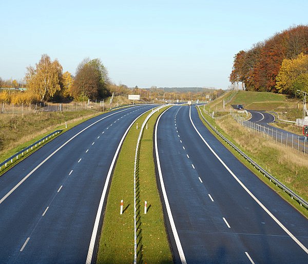 Kierowcy sięgną głębiej do kieszeni. Będą podwyżki na popularnej trasie-77666