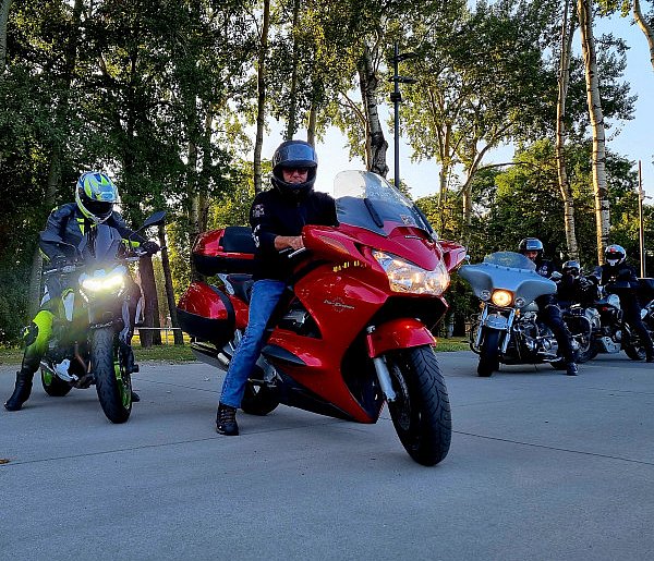 Lubuska Grupa Motocyklowa w Lesznie. Zaprosił ją Moto-Konior (zdjęcia, film)-77777