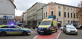 Zderzenie rowerzystów. Kobieta w szpitalu (zdjęcia)