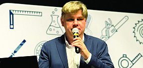 Sztuczna intelegencja zlikwiduje niektóre zawody?