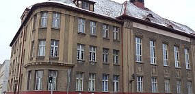 Likwidacja SP 1 na antenie RMF FM. Co na to ministra?