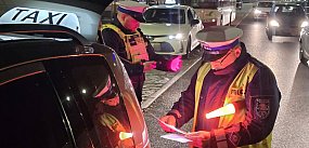 Kontrolowali taksówkarzy na aplikację (zdjęcia)