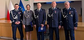 Awanse policjantów na mlodszego aspiranta (zdjęcia)