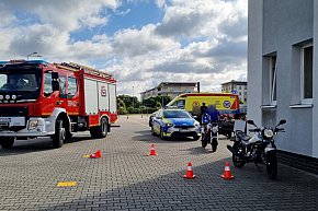 Uderzyła w płot podczas egzaminu-11244