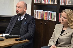 Spotkanie z posłami PiS w Lesznie-11636