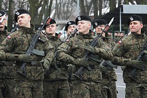 Przysięga żołnierzy dobrowolnej służby w Lesznie-11715