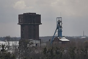 Pięcioletnie urlopy i nawet 170 tys. zł odprawy. Zmiany dla dużej grupy-78418