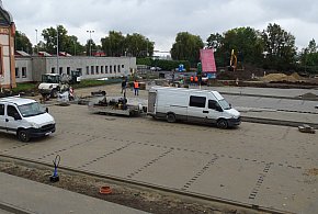 BEZPŁATNY parking na 100 miejsc powstaje w centrum Leszna (zdjęcia)-79078